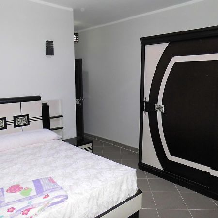 Three-Bedroom Apartment At Louly Beach Resort ไอน์ ซกนา ภายนอก รูปภาพ