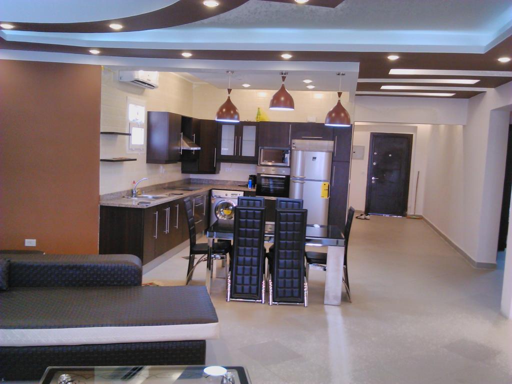 Three-Bedroom Apartment At Louly Beach Resort ไอน์ ซกนา ห้อง รูปภาพ