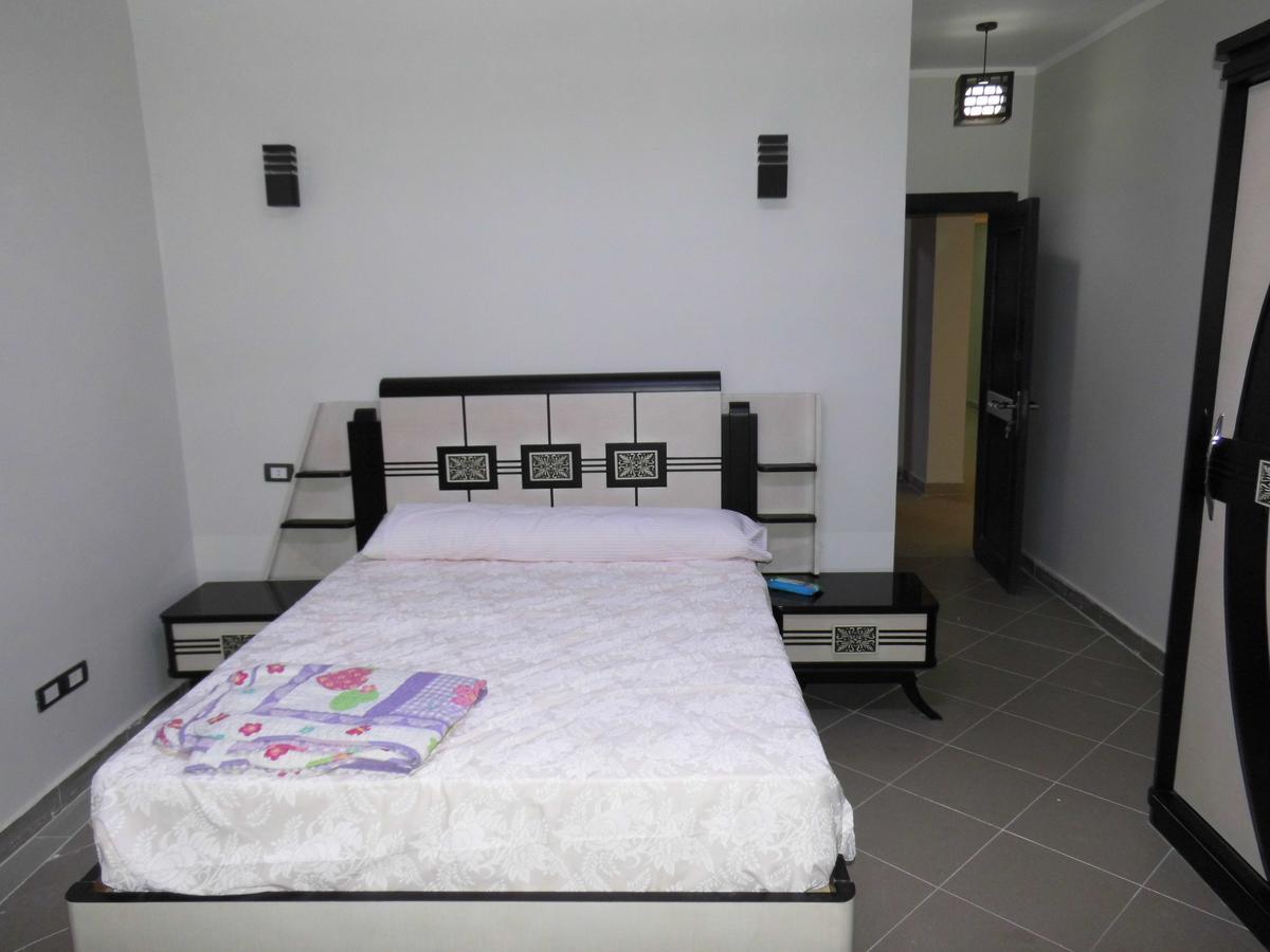 Three-Bedroom Apartment At Louly Beach Resort ไอน์ ซกนา ภายนอก รูปภาพ