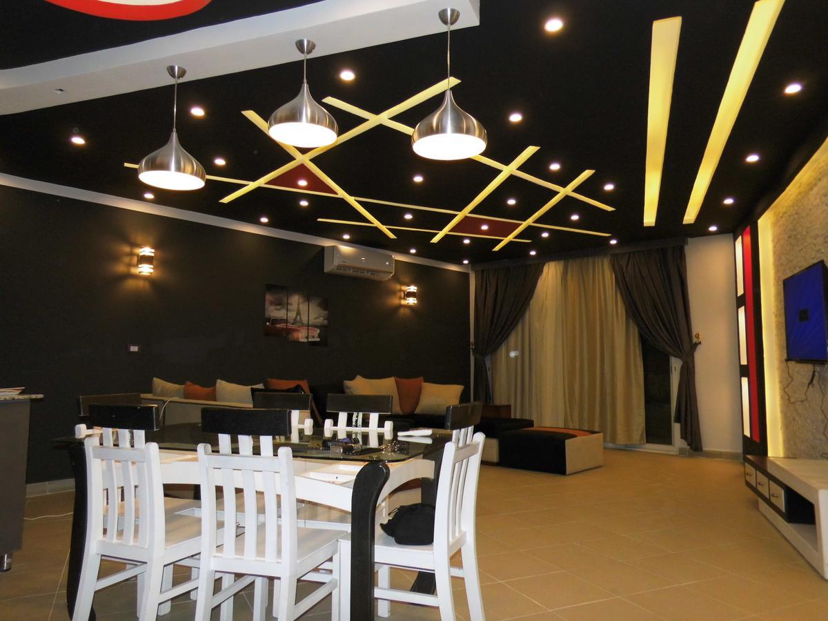 Three-Bedroom Apartment At Louly Beach Resort ไอน์ ซกนา ภายนอก รูปภาพ
